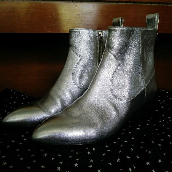 veronica beard tanner boot